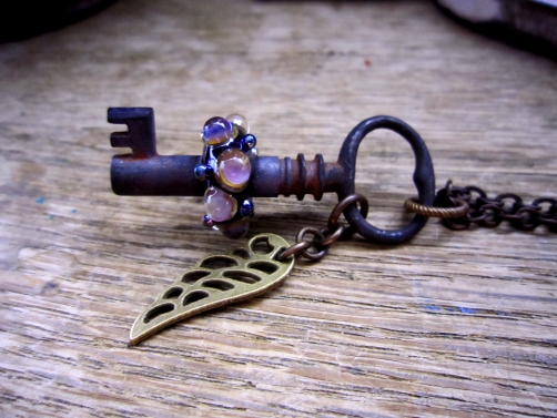 SW Studios Glass Lamwork Bead Skeleton Key Necklace SW Studios Glass Lamwork Bead Skeleton Key Necklace
